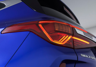 Подержанный автомобиль Kia Seltos 2021 года (19 фото)