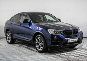 Подержанный автомобиль BMW X4 2017 года (3 фото)