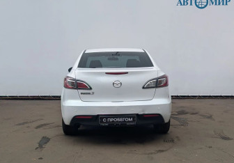Подержанный автомобиль Mazda 3 Sedan 2010 года (6 фото)