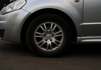 Подержанный автомобиль Suzuki SX4 Sedan 2010 года (20 фото)