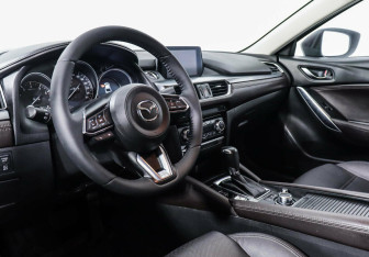 Подержанный автомобиль Mazda 6 Sedan 2018 года (8 фото)