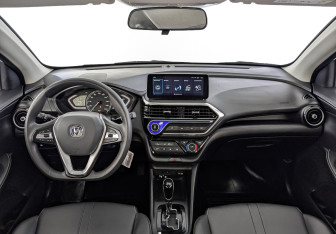 Подержанный автомобиль Changan Alsvin 2023 года (14 фото)