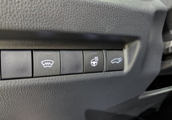 Подержанный автомобиль Toyota RAV4 2021 года (28 фото)