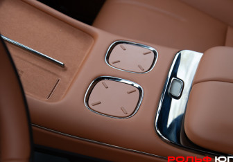 Подержанный автомобиль GAC M8 2026 года (14 фото)