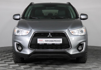 Подержанный автомобиль Mitsubishi ASX 2014 года (2 фото)