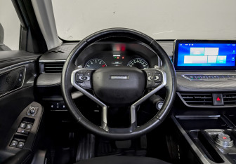 Подержанный автомобиль Haval Jolion 2023 года (21 фото)