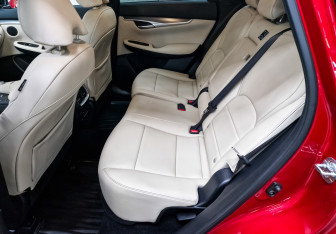 Подержанный автомобиль Infiniti QX50 2021 года (18 фото)