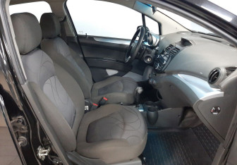 Подержанный автомобиль Ravon R2 2017 года (17 фото)