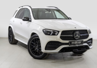 Подержанный автомобиль Mercedes-Benz GLE 2020 года (3 фото)