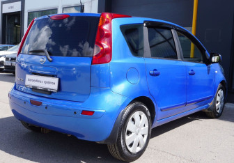 Подержанный автомобиль Nissan Note 2008 года (5 фото)
