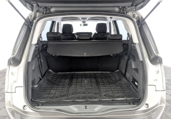 Подержанный автомобиль Citroen C4 Picasso 2016 года (10 фото)