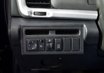 Подержанный автомобиль DongFeng AX7 2017 года (9 фото)