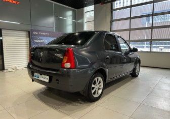 Подержанный автомобиль Renault Logan Sedan 2008 года (4 фото)