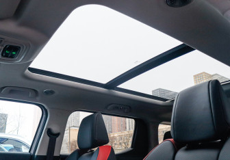 Подержанный автомобиль Haval H3 2024 года (15 фото)