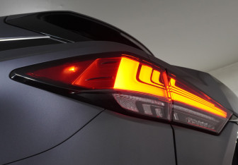 Подержанный автомобиль Lexus RX 2021 года (26 фото)