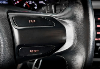 Подержанный автомобиль Kia Rio Hatchback 2020 года (27 фото)