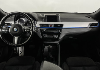 Подержанный автомобиль BMW X2 2018 года (12 фото)