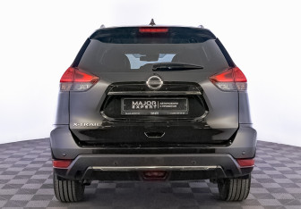 Подержанный автомобиль Nissan X-Trail 2021 года (6 фото)