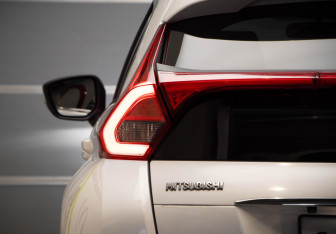 Подержанный автомобиль Mitsubishi Eclipse Cross 2018 года (34 фото)