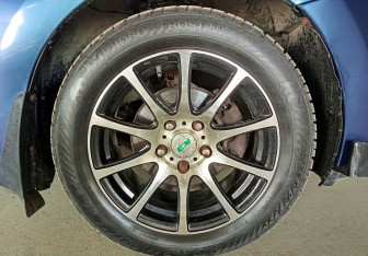 Подержанный автомобиль Toyota Auris Hatchback 2007 года (17 фото)