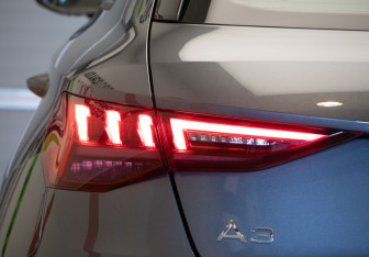 Подержанный автомобиль Audi A3 Hatchback 2021 года (35 фото)