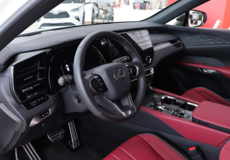 Новый Lexus RX 2025 (8 фото)