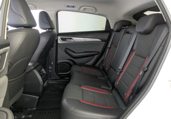 Подержанный автомобиль Haval F7x 2023 года (10 фото)