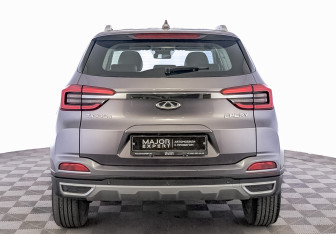 Подержанный автомобиль Chery Tiggo 4 2022 года (6 фото)