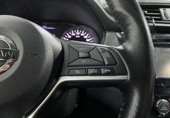 Подержанный автомобиль Nissan X-Trail 2020 года (14 фото)