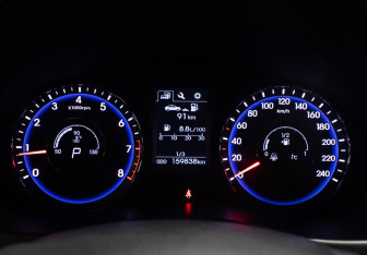 Подержанный автомобиль Hyundai i40 Sedan 2015 года (12 фото)