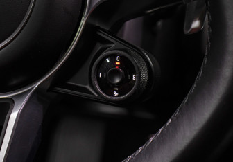 Подержанный автомобиль Porsche Cayenne 2021 года (20 фото)