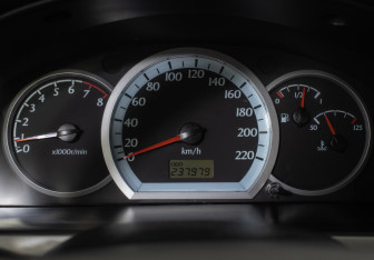 Подержанный автомобиль Chevrolet Lacetti Wagon 2011 года (12 фото)