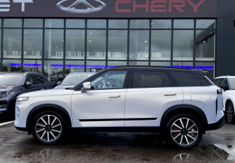 Подержанный автомобиль Jaecoo J7 2023 года (4 фото)