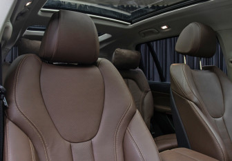 Подержанный автомобиль BMW X7 2019 года (25 фото)