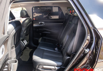 Подержанный автомобиль Kia Sorento 2021 года (8 фото)