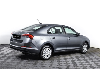 Подержанный автомобиль Skoda Rapid Liftback 2022 года (5 фото)