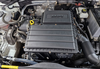 Подержанный автомобиль Skoda Octavia Liftback 2020 года (19 фото)