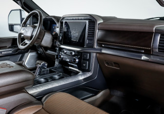 Подержанный автомобиль Ford F-150 2023 года (9 фото)