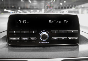 Подержанный автомобиль Mazda 3 Sedan 2014 года (13 фото)