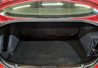 Подержанный автомобиль Mazda 3 Sedan 2012 года (10 фото)