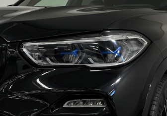 Подержанный автомобиль BMW X5 2021 года (8 фото)