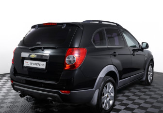 Подержанный автомобиль Chevrolet Captiva 2009 года (5 фото)
