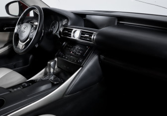 Подержанный автомобиль Lexus IS Sedan 2013 года (9 фото)