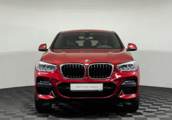 Подержанный автомобиль BMW X4 2020 года (3 фото)