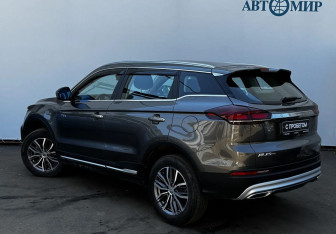 Подержанный автомобиль Geely Atlas Pro 2023 года (6 фото)