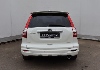 Подержанный автомобиль Honda CR-V 2011 года (5 фото)