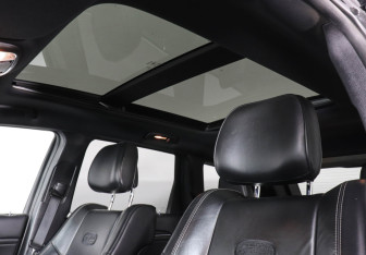 Подержанный автомобиль Jeep Grand Cherokee 2014 года (16 фото)