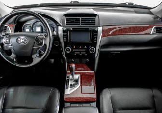 Подержанный автомобиль Toyota Camry Sedan 2013 года (11 фото)