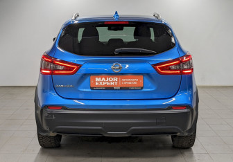 Подержанный автомобиль Nissan Qashqai 2019 года (6 фото)