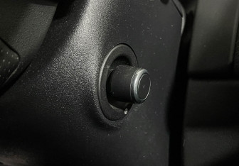 Подержанный автомобиль Land Rover Range Rover Velar 2020 года (20 фото)